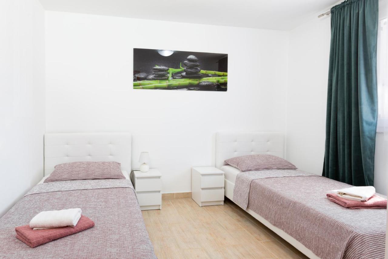 Vrdoljak Medulin Buitenkant foto